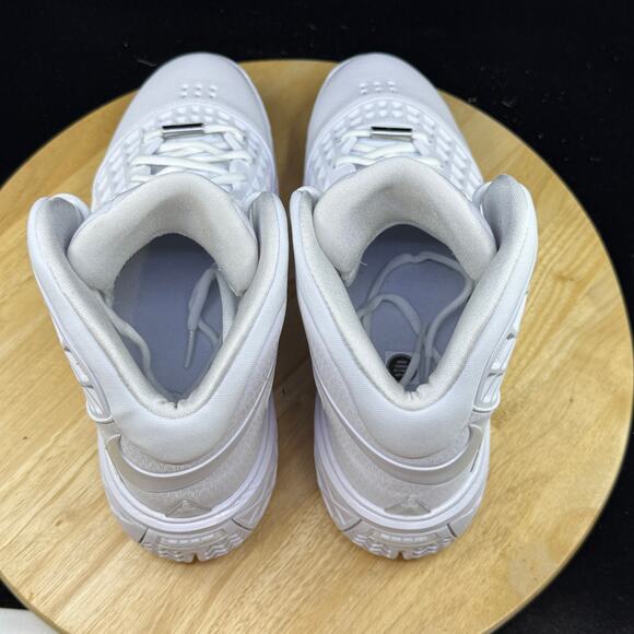 Mens Size 12.5 Nike Kobe III Protro White Silver Basketball Shoes HM4351 100 NEW - Picture 7 of 8